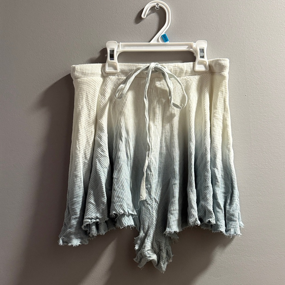 Ombré Flowy Shorts